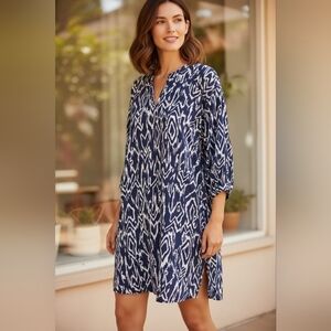 NAVY/White Ikat printed Coverup/mini dress. Made in India. Size small
